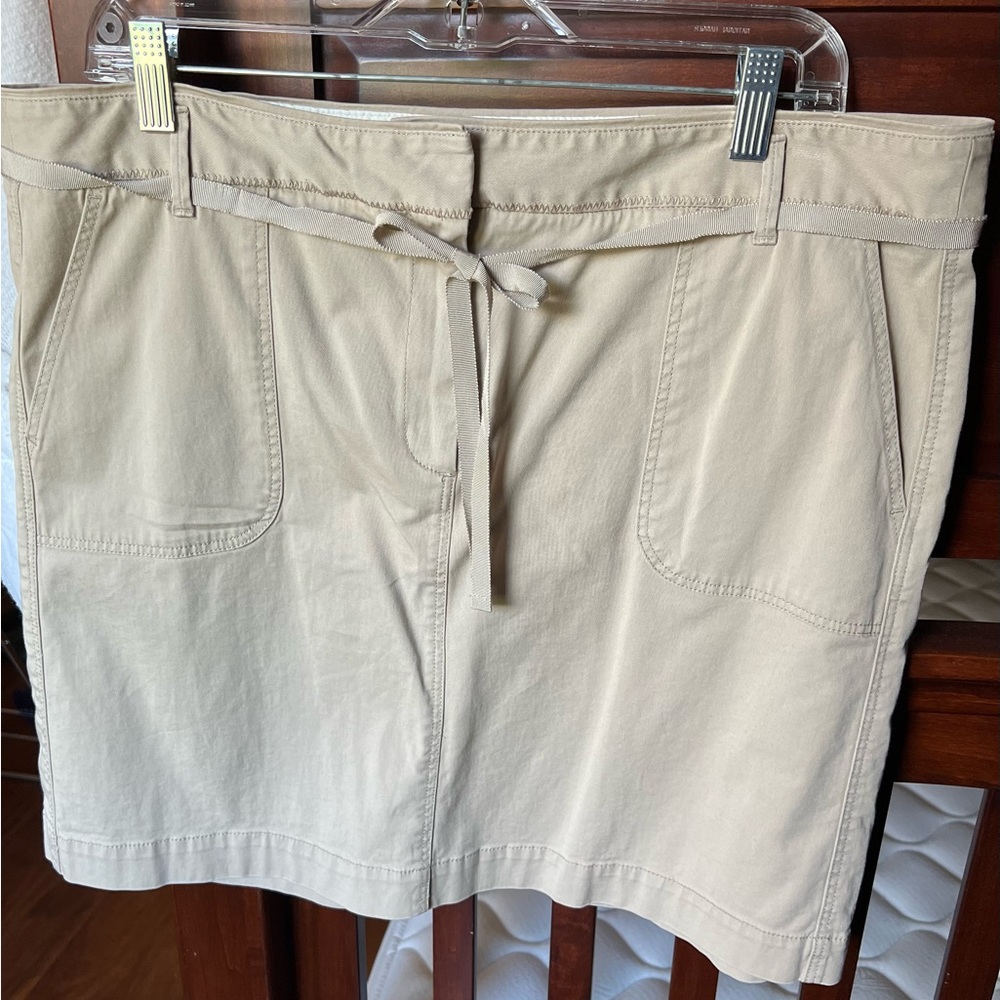 Khaki skirt
